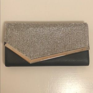 Sparkly clutch